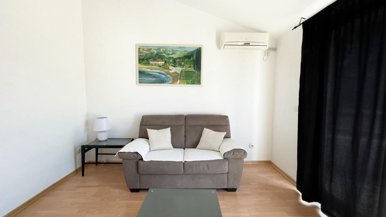Apartments Antonela Sveti Stefan Exterior photo