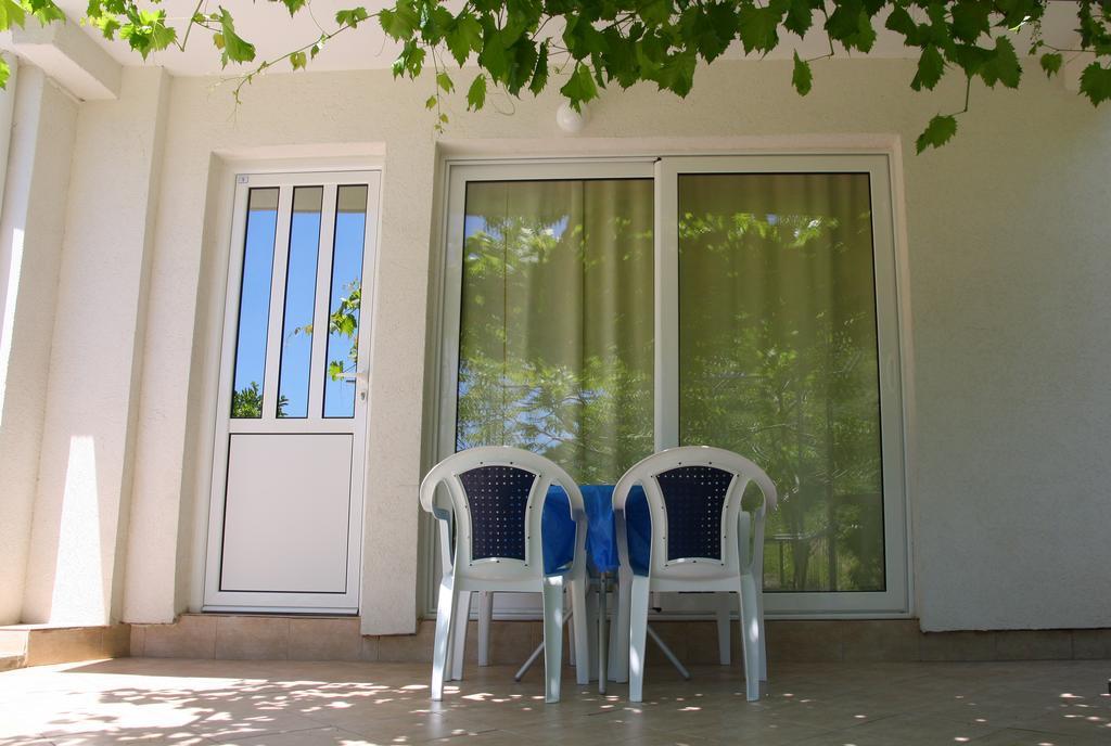 Apartments Antonela Sveti Stefan Exterior photo